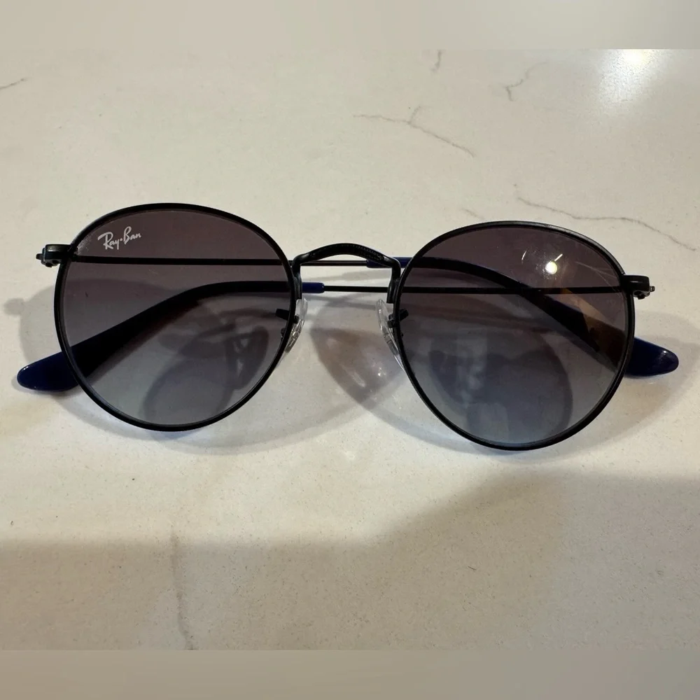 Ray-Ban Kids Round Sunglasses
